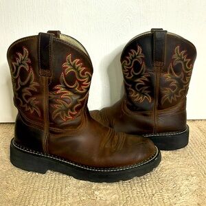 Ariat Fatbaby Heritage Western Boot Distressed Brown Fuge Boots womens Size 8.5B